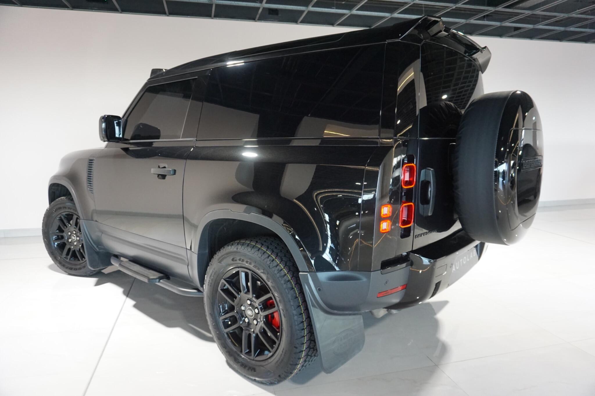 Land Rover Defender 90 3.0 D250 MHEV Hard Top SUV 3dr Diesel Auto 4WD SWB Euro 6 (s/s) (250 ps)